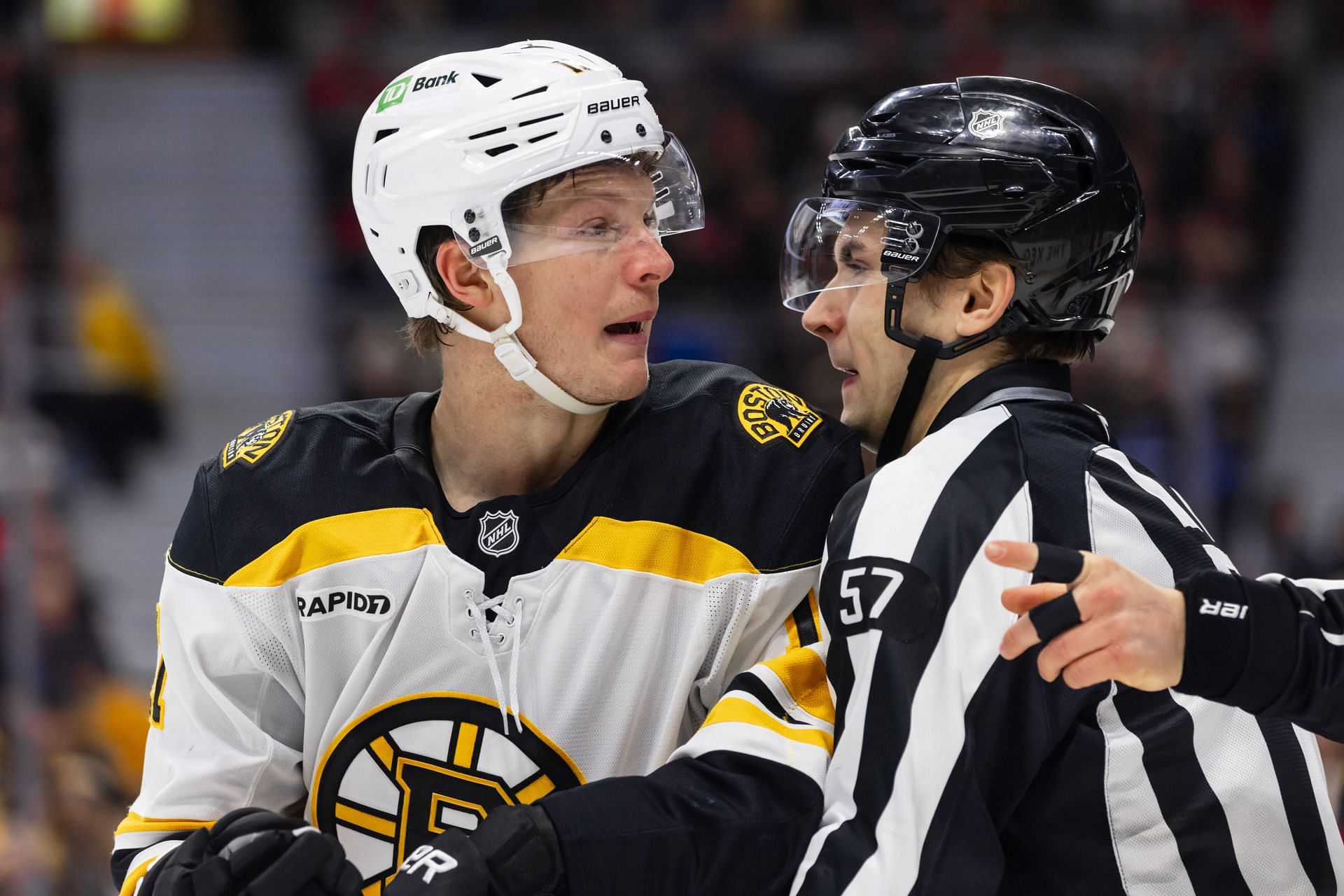 NHL: JAN 18 Bruins at Senators